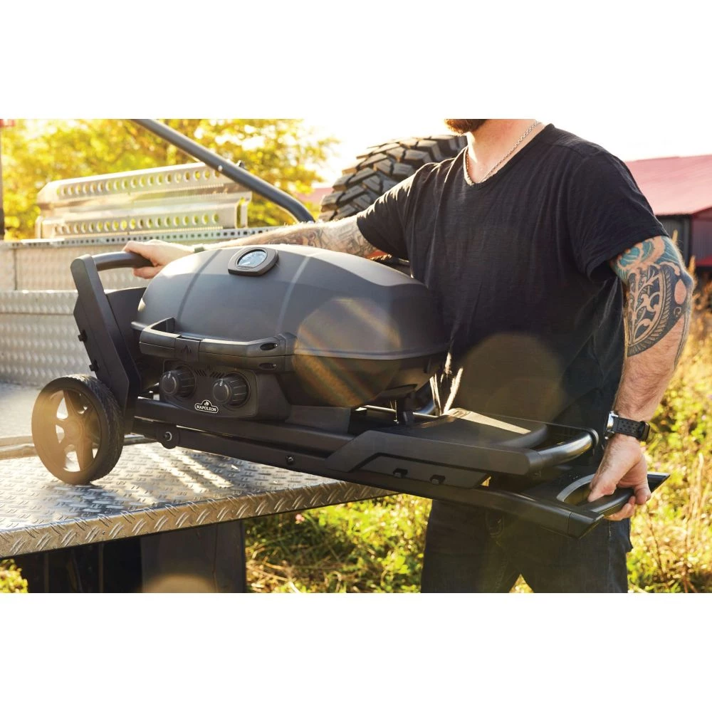 Napoleon TravelQ PRO285 Phantom Gasgrill Med Vogn & Brødholder - PRO285X-PHM 5 Napoleon TravelQ PRO285 Phantom Gasgrill Med Vogn & Brødholder - PRO285X-PHM - Billede 5
